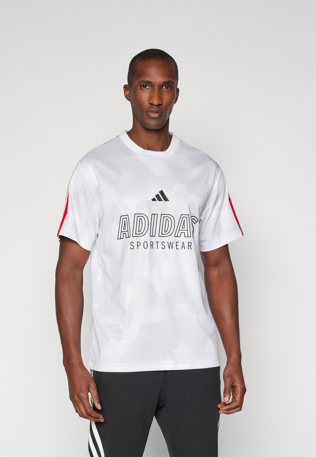 

Футболка с принтом HOUSE OF TIRO NATIONS PACK adidas Sportswear, белый