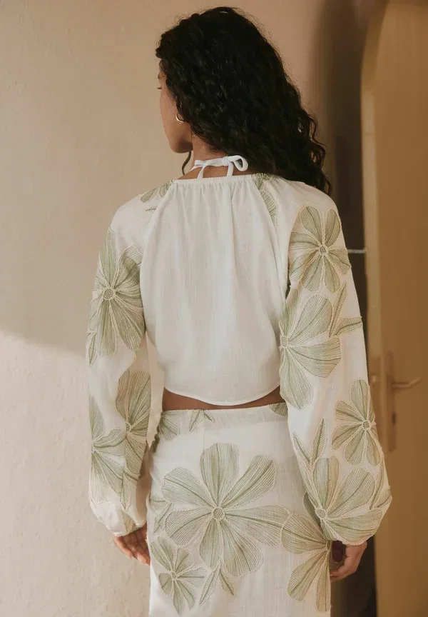 Туника Next, Regular fit floral embroidered tie front cover up beach accessory, зелено-кремовый