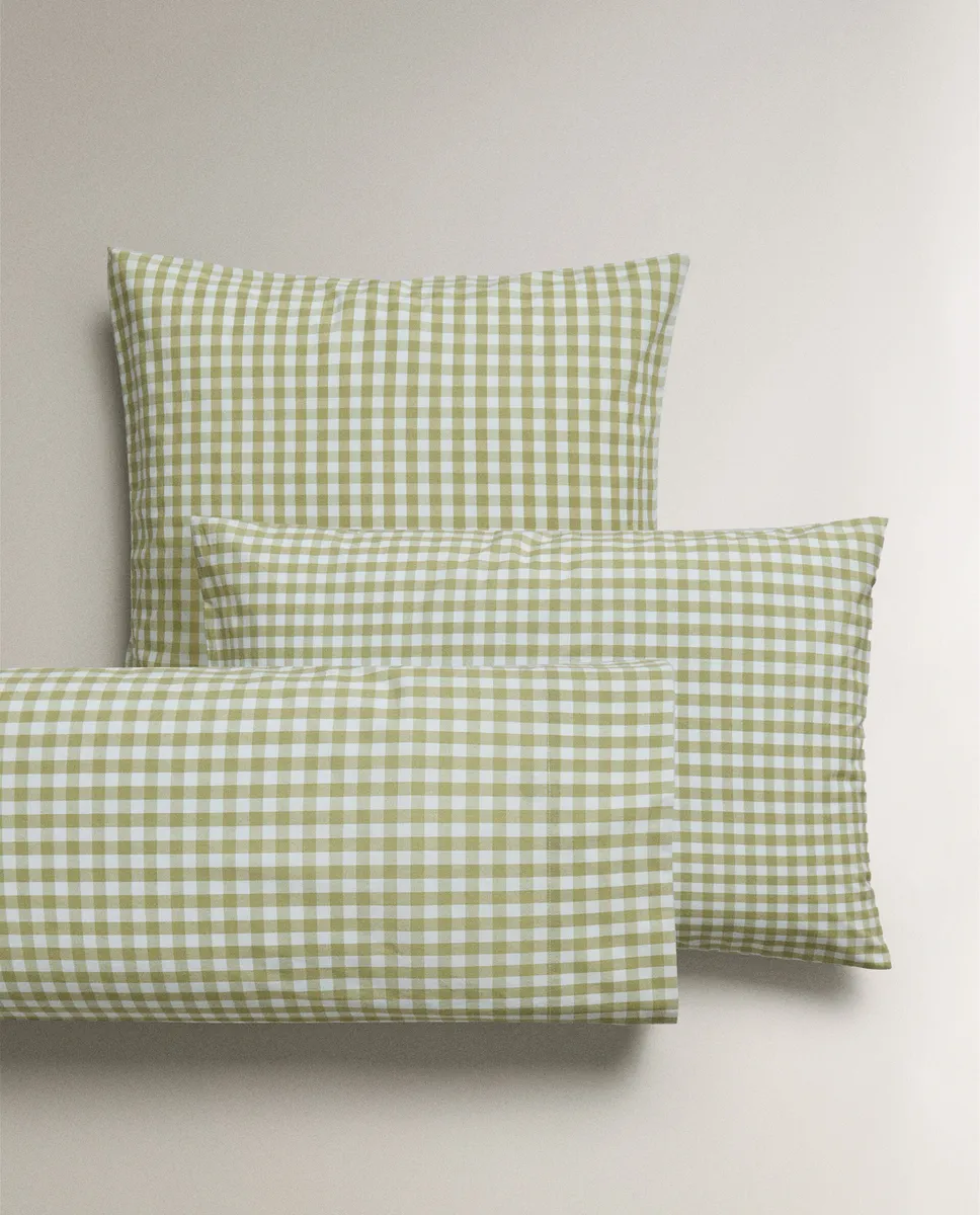 

Наволочка в клетку из хлопка Zara Home, хаки