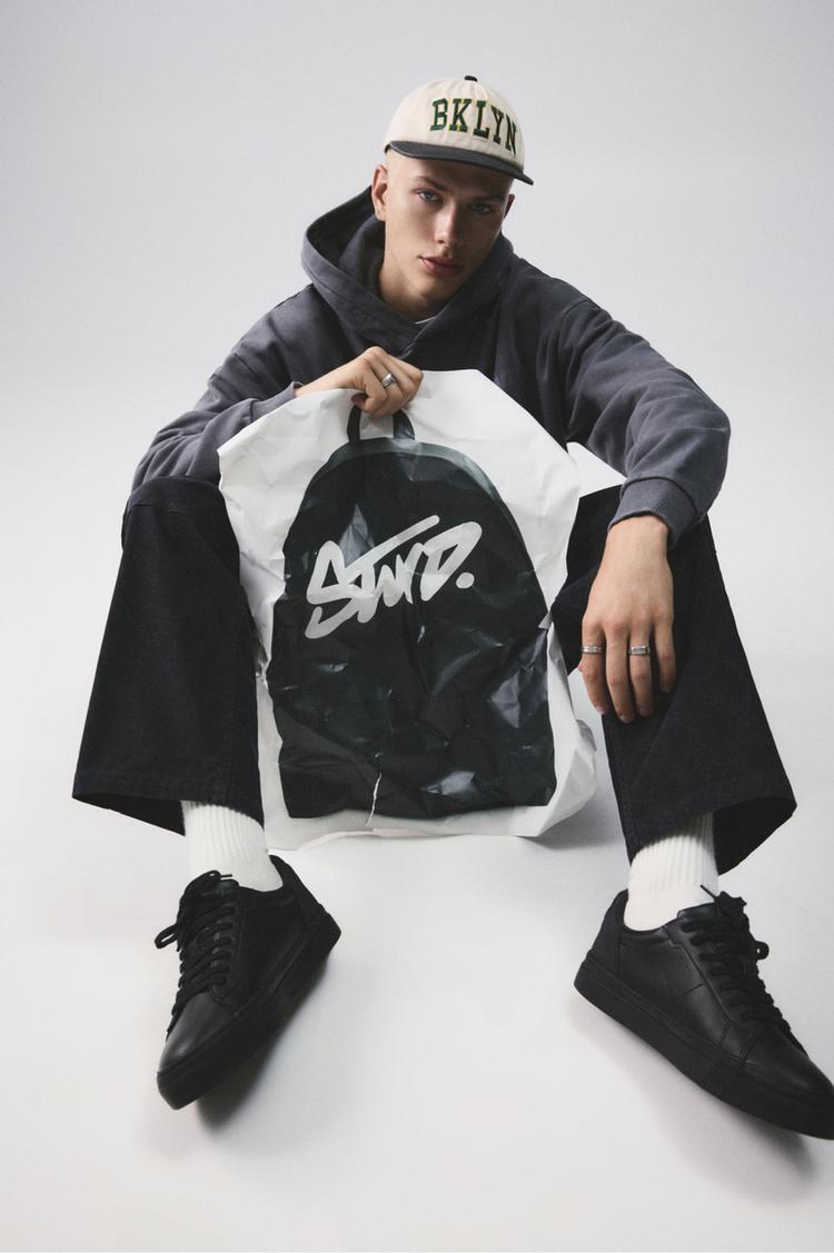 

Кроссовки повседневные Pull And Bear, черный