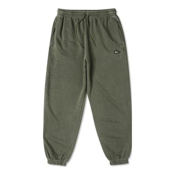 

Брюки go-to chuck taylor sneaker patch loose fit sweatpant 'green' Converse, зеленый