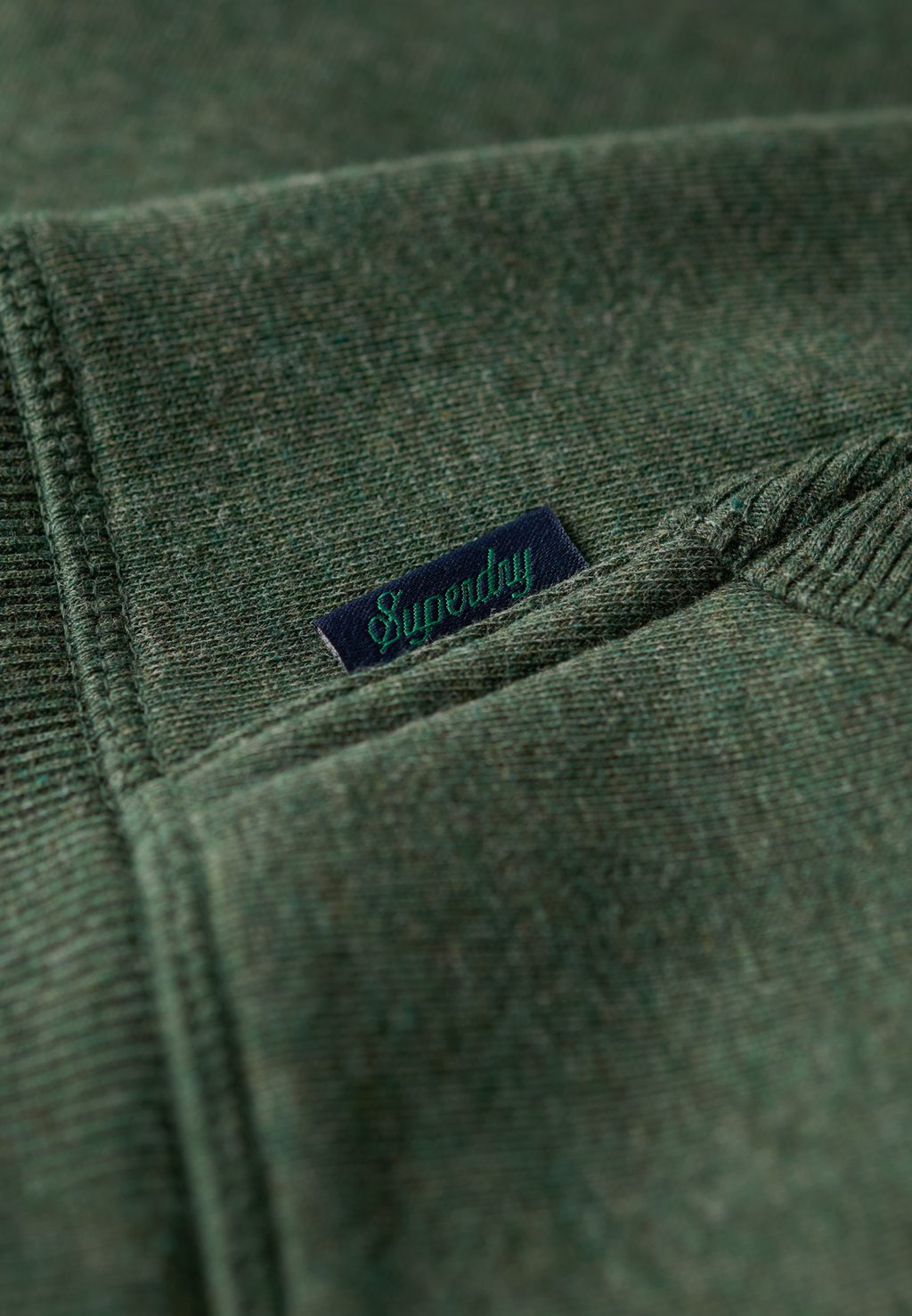 

Толстовка с капюшоном ESSENTIAL LOGO Superdry, зеленый