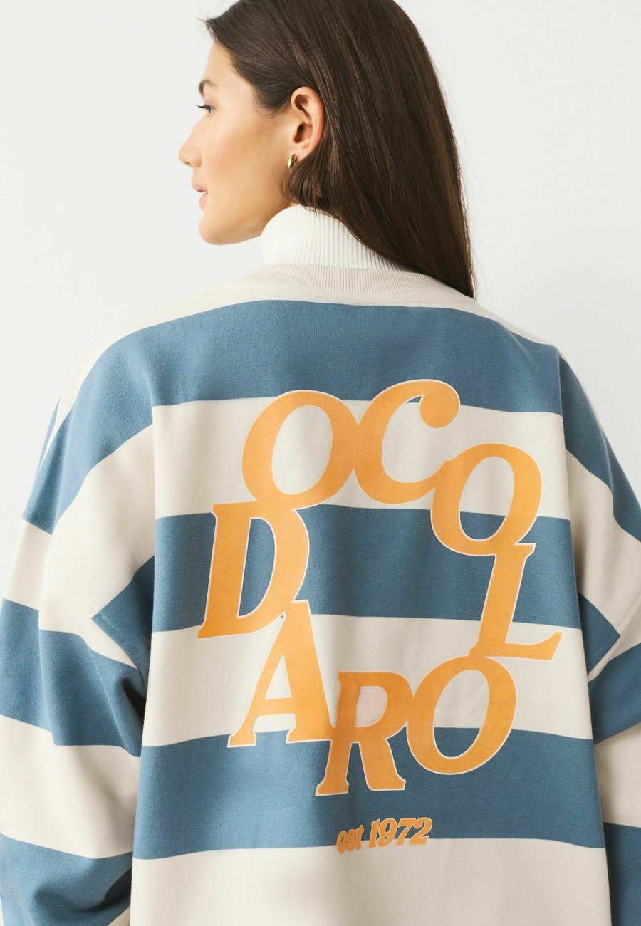Толстовка Next STRIPED GRAPHIC COLARADO CITY LONGSLEEVE CREWNECK , Blue Ecru/Blue — фото 4