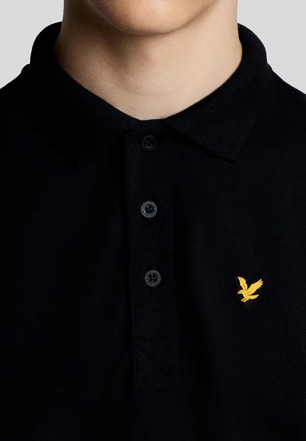 Футболка поло Lyle & Scott Ss Polo Shirts Core Sports Polo, модель Z865, цвет черный — фото 4