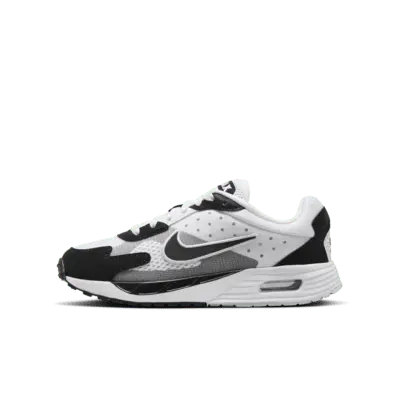 

Кроссовки Nike Air Max Solo, цвет White/Pure Platinum/Black