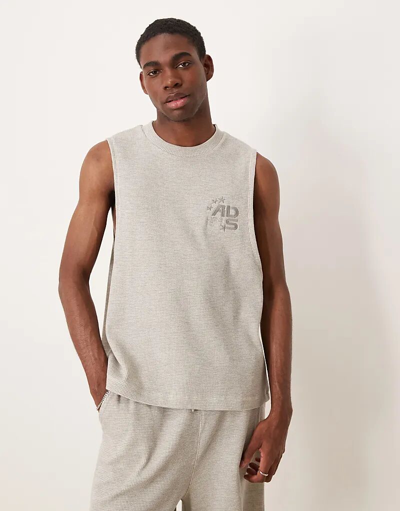 

Плотная майка свободного кроя ASOS DESIGN с вышивкой на груди бежевого цвета с вафельным узором