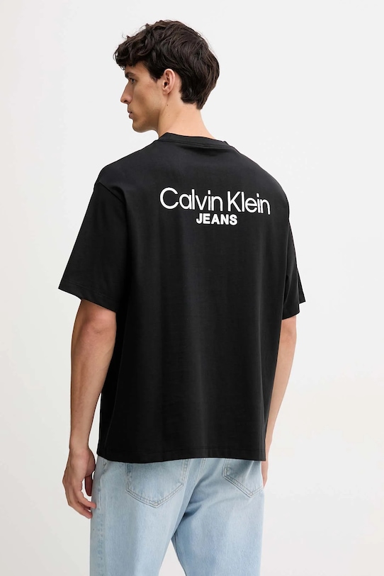 

Хлопковая футболка Calvin Klein Jeans, черный