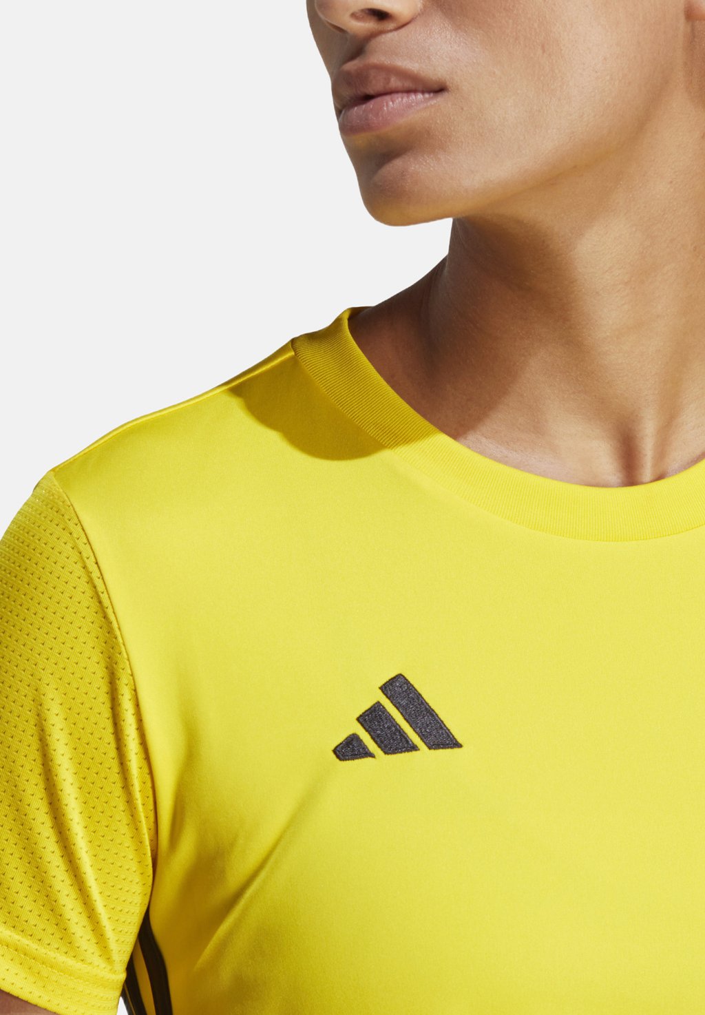 

Спортивная футболка TABELA adidas Performance, желтый