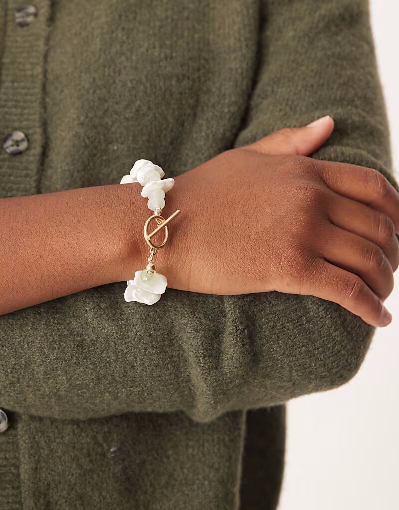 

Браслет с Т-образной застежкой и имитацией сколов в золотистом оттенке Asos Design