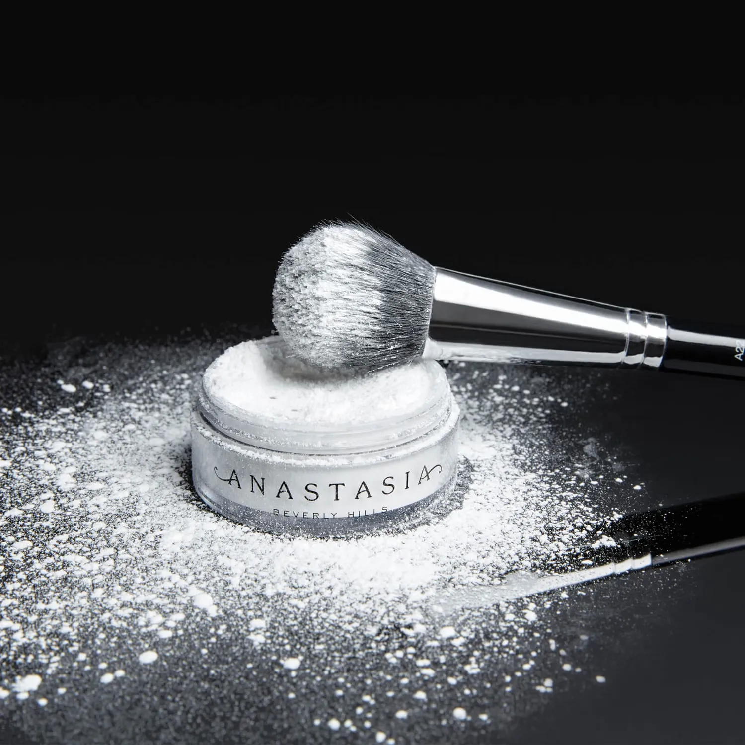Мини-рассыпчатая пудра - полупрозрачная, 6 г Anastasia Beverly Hills — фото 4