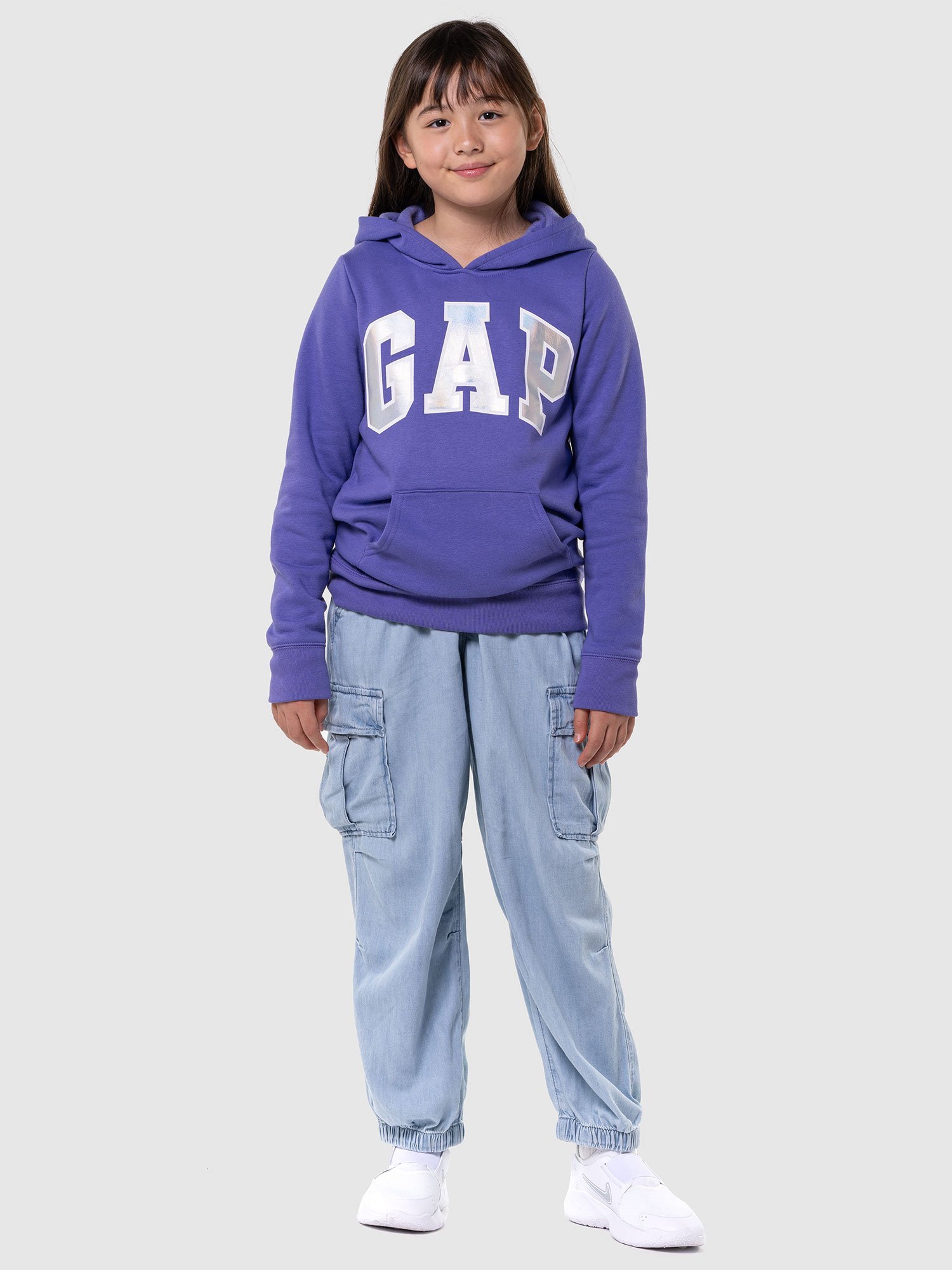 (K) Джинсовые брюки-карго «Парашютные» (детские) GAP, LIGHT_WASH — фото 3