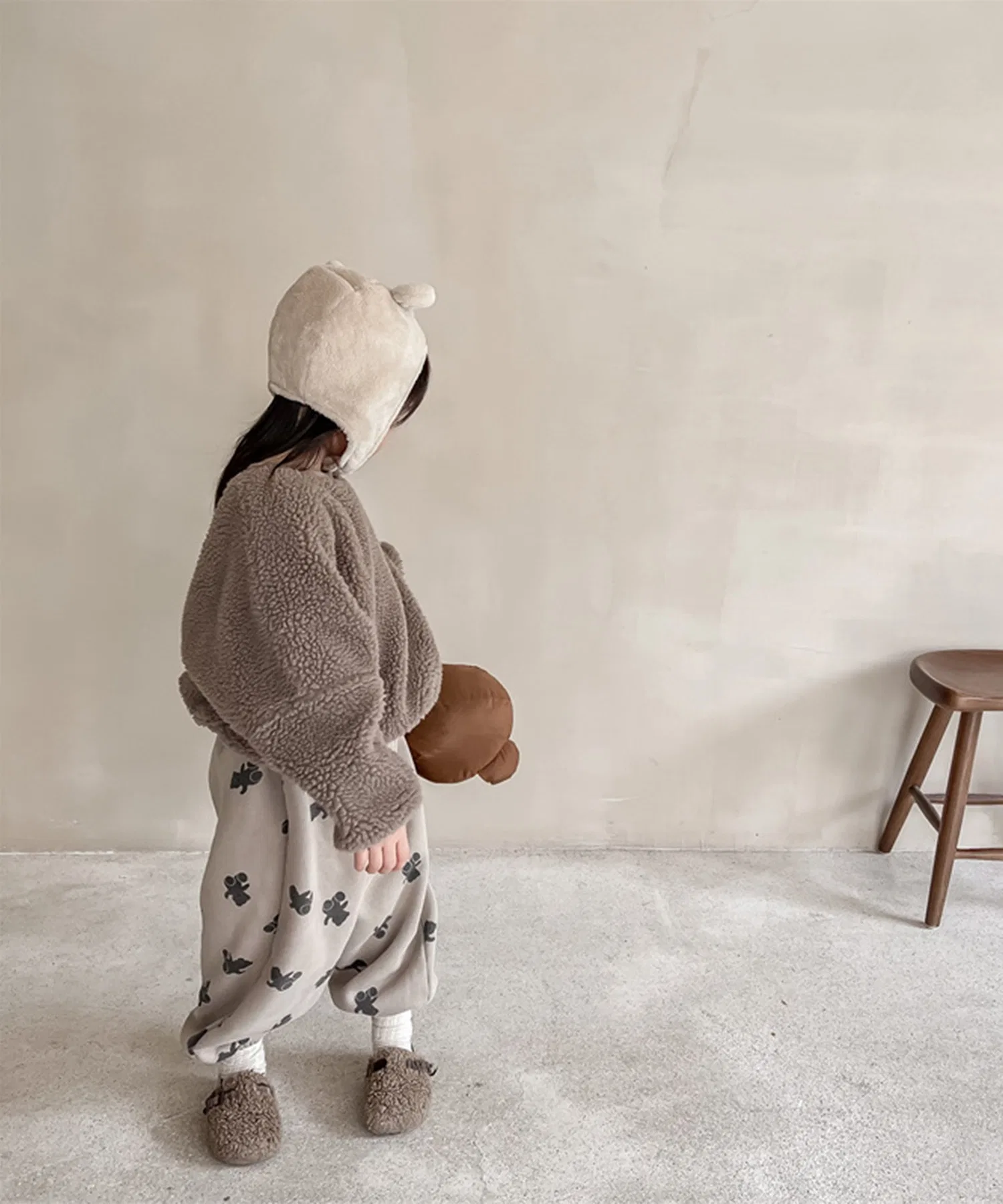 【aimoha-KIDS-】Милые спортивные штаны с флисовой подкладкой и принтом по всей поверхности для детей — фото 3