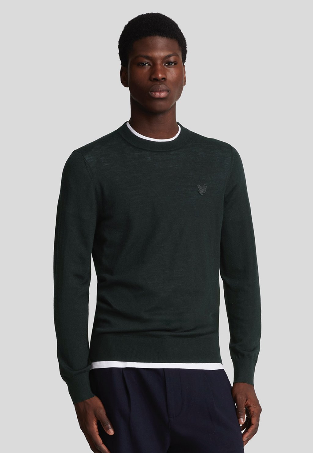 

Джемпер TONAL EAGLE CREW NECK Lyle & Scott, черный