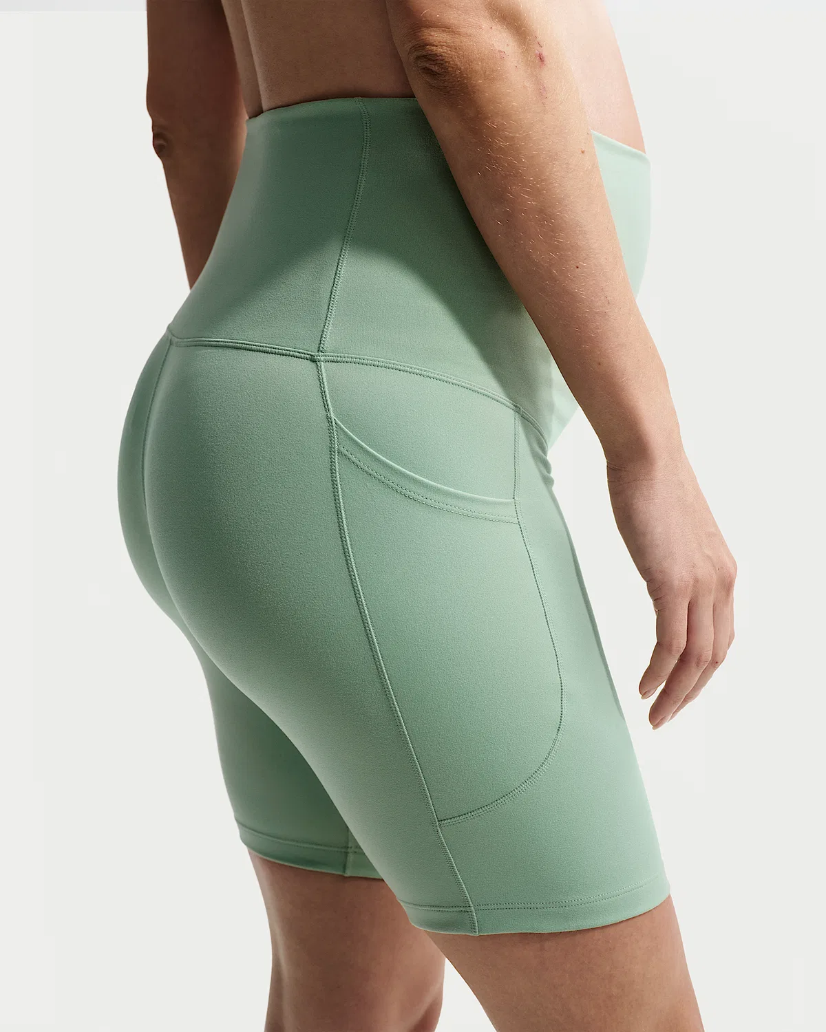 Женские шорты-велосипедки Nike Dri-FIT с высокой талией, длиной 8 дюймов и карманами (для беременных) (M) One, Steam/White — фото 3