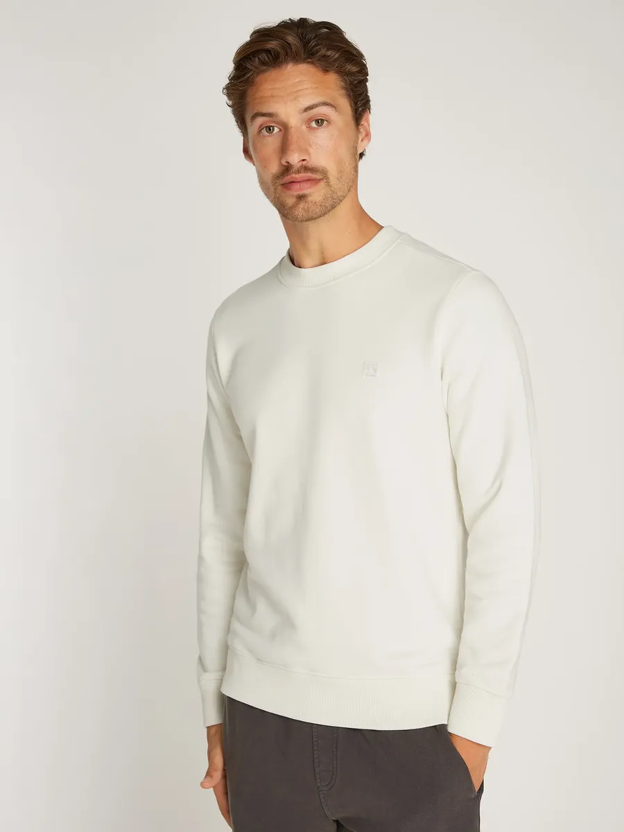 

Толстовка Calvin Klein Jeans "CK EMBRO BADGE CREW NECK", слоновая кость