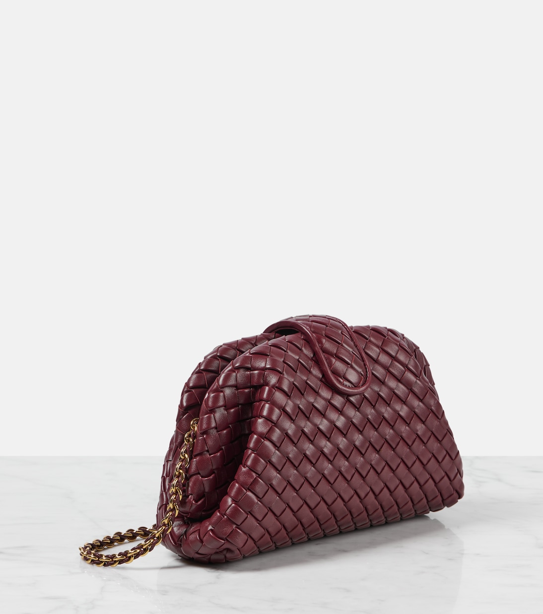 Лаурен 1980 маленький клатч Intrecciato из кожи Bottega Veneta, Barolo-M Brass — фото 4