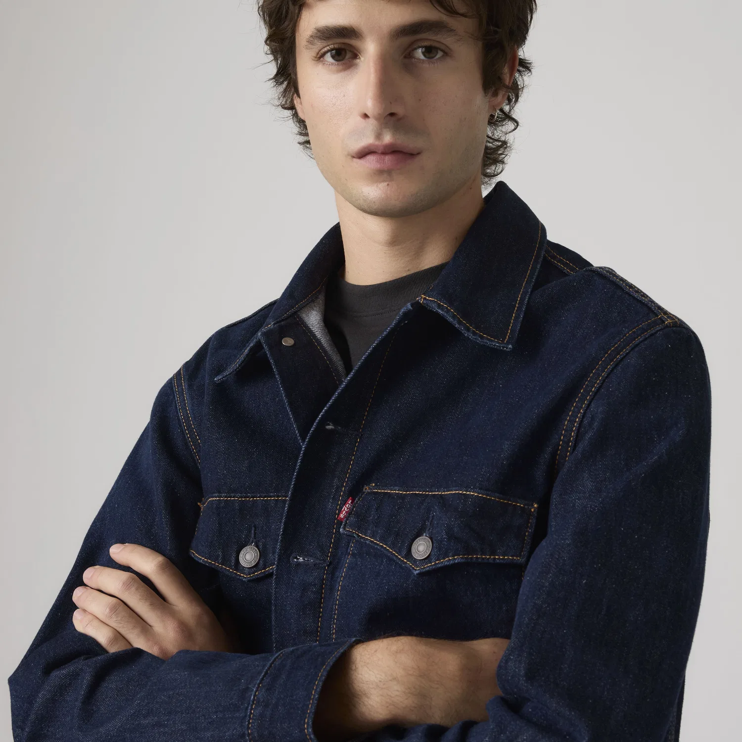 Куртка дальнобойщика у станции Эмбаркадеро Levi's, Dark Wash — фото 2