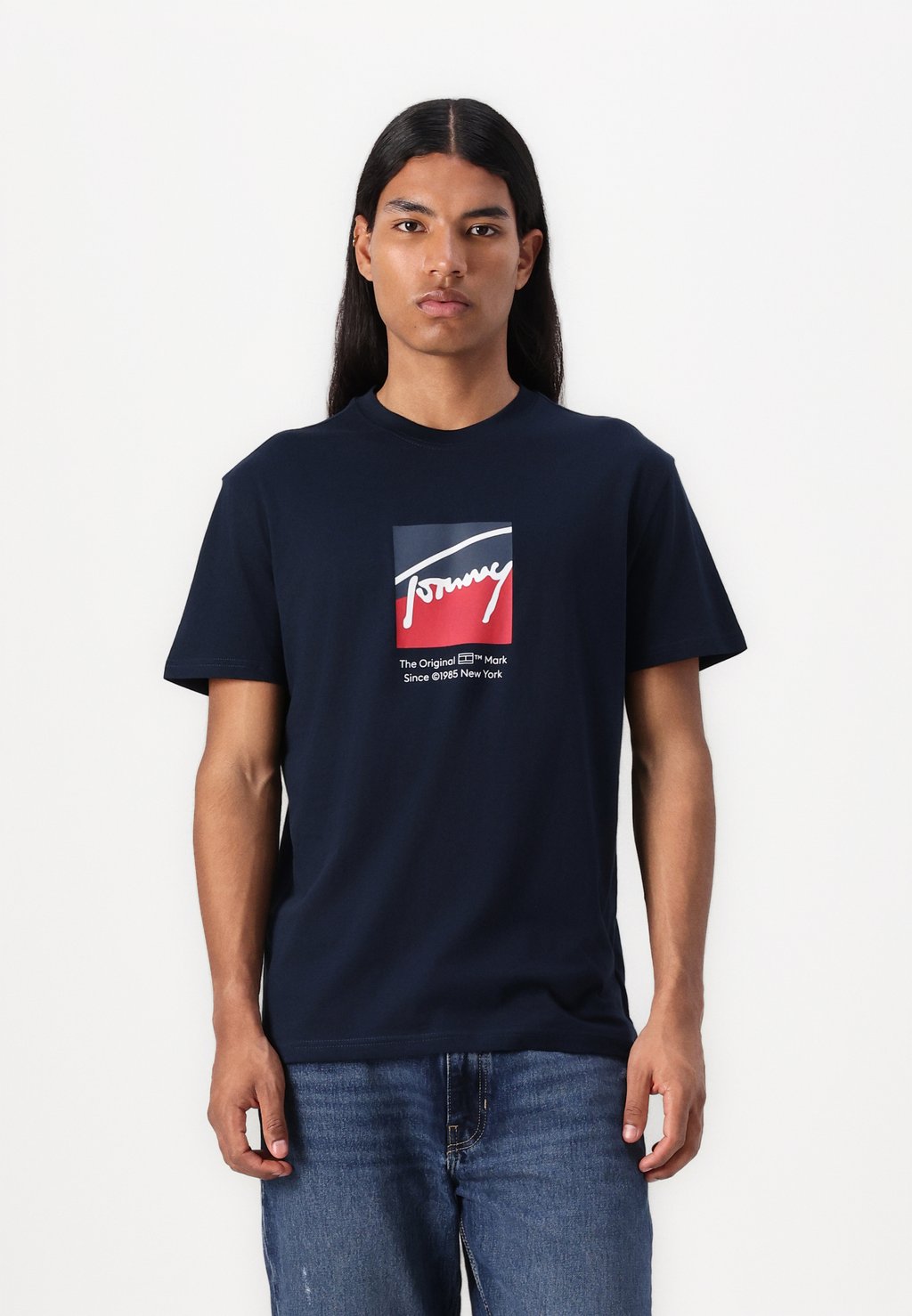 

Футболка с принтом Tommy Jeans, темно-синий