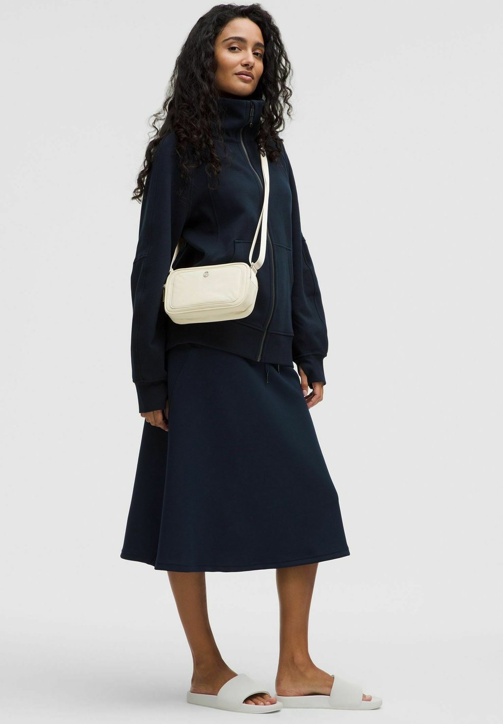 

Сумка через плечо CROSSBODY CAMERA - Across body bag lululemon, белый