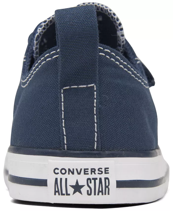 Детские кеды Chuck Taylor All Star Ox 2V с регулируемой застежкой на липучке, повседневные, от Finish Line Converse, мультиколор — фото 3