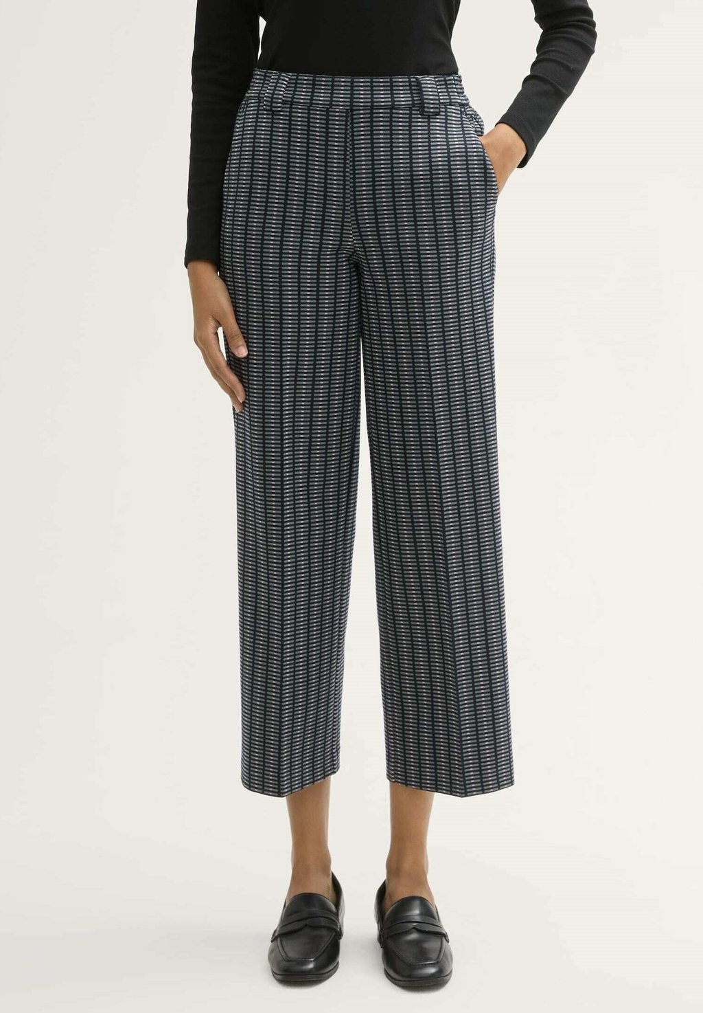 

Брюки CROPPED MIT GERADEM BEIN TOM TAILOR, синий