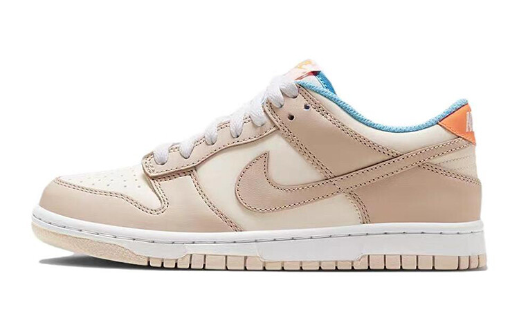 

Женские кроссовки для скейтбординга Nike Dunk, Light Brown