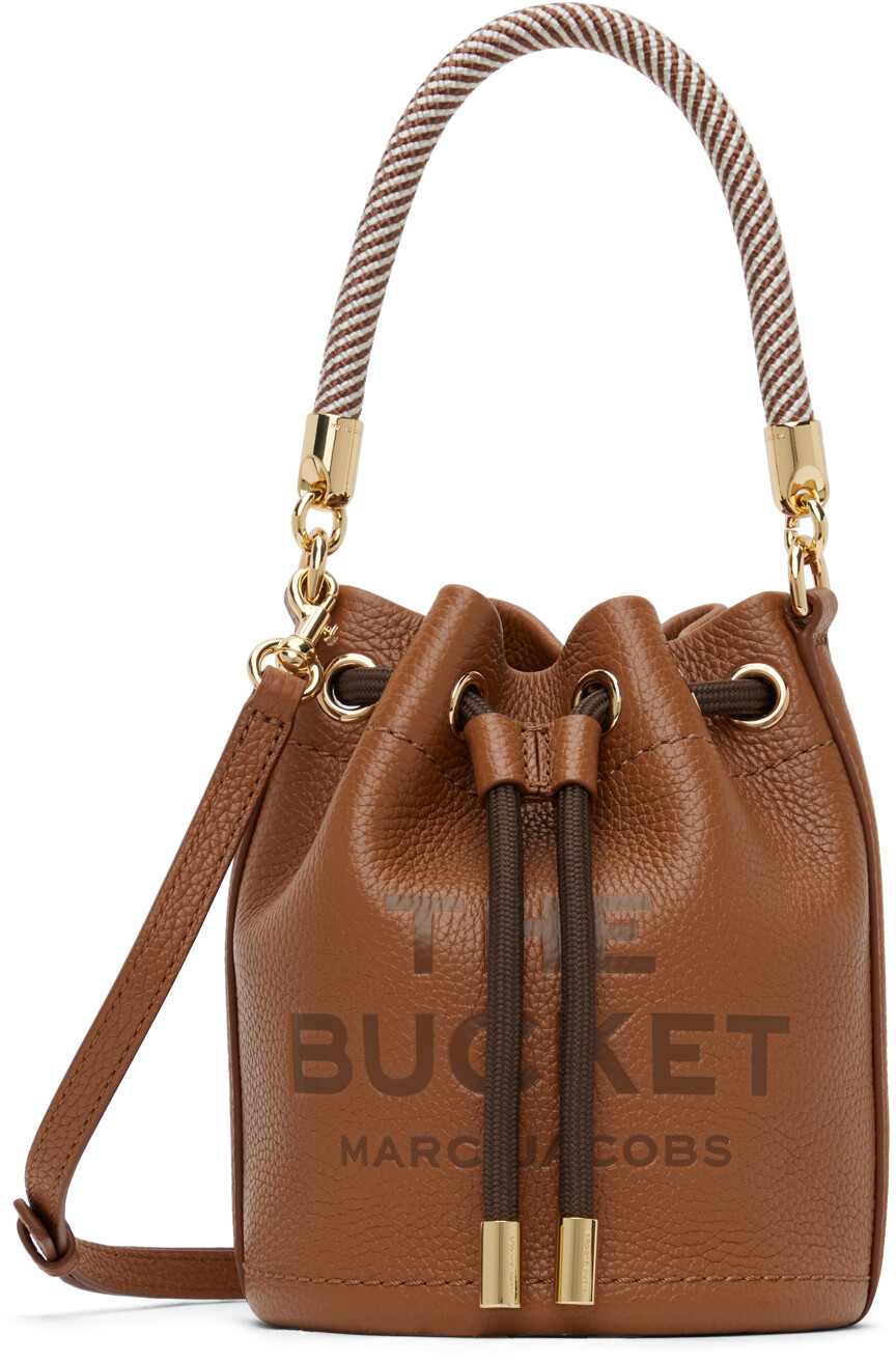 

Коричневая сумка The Leather Mini Bucket Marc Jacobs
