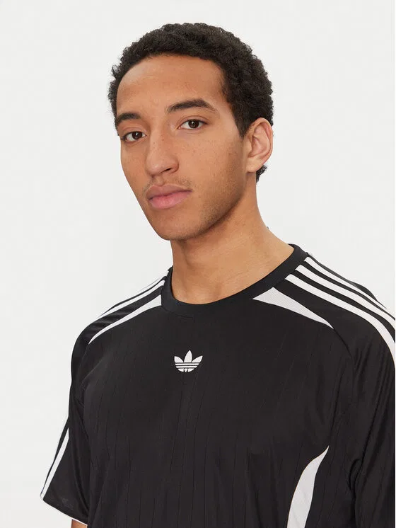 Футболка loose fit adicolor Teamgeist Adidas, черный — фото 4