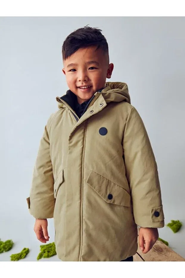 Детское пальто для девочек с капюшоном Mountain Parka Mayoral, Beige
