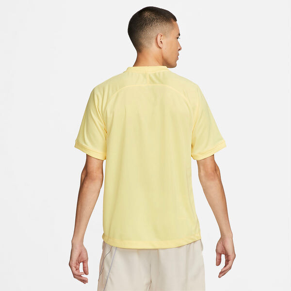 Футболка Nike Dri-Fit Pocket Quick Release Sports Short T-shirt 'Light Yellow', желтый — фото 3