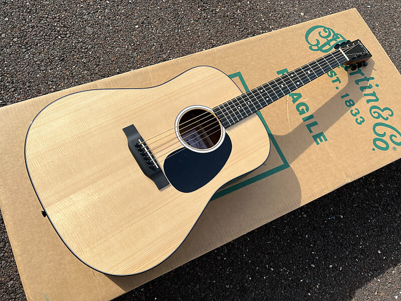 

2022 CF Martin D-12E Road Series Электроакустическая гитара Sitka Koa Veneer D-12E Road Series Acoustic-Electric Guitar Sitka Koa Veneer