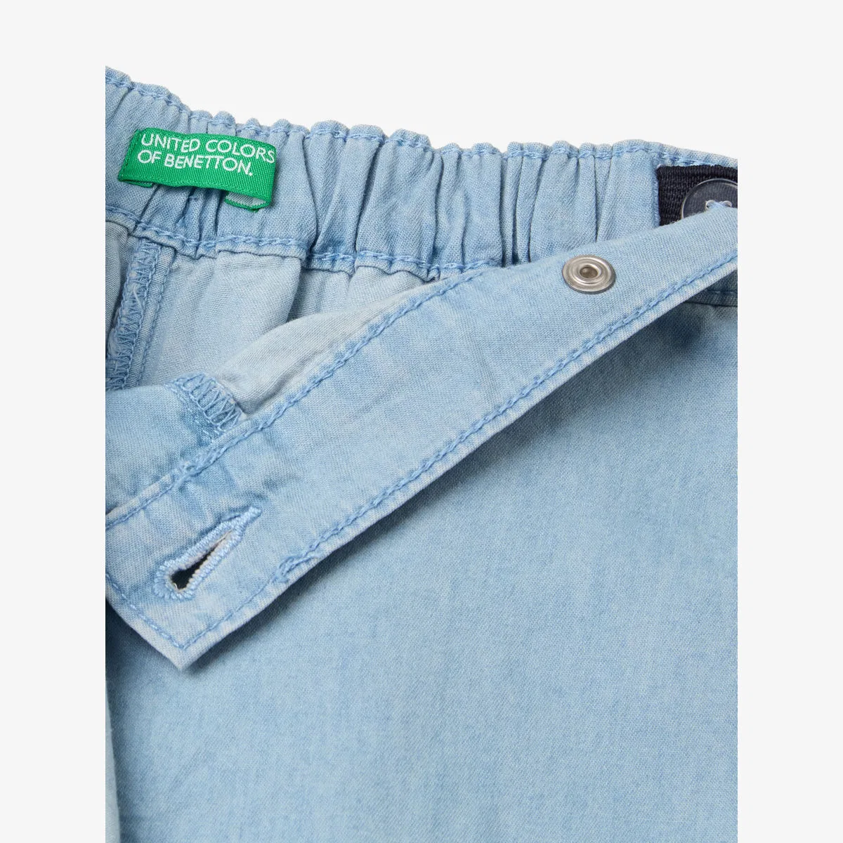 Шорты-юбка из шамбре с вышитой оборкой Benetton, синий — фото 2