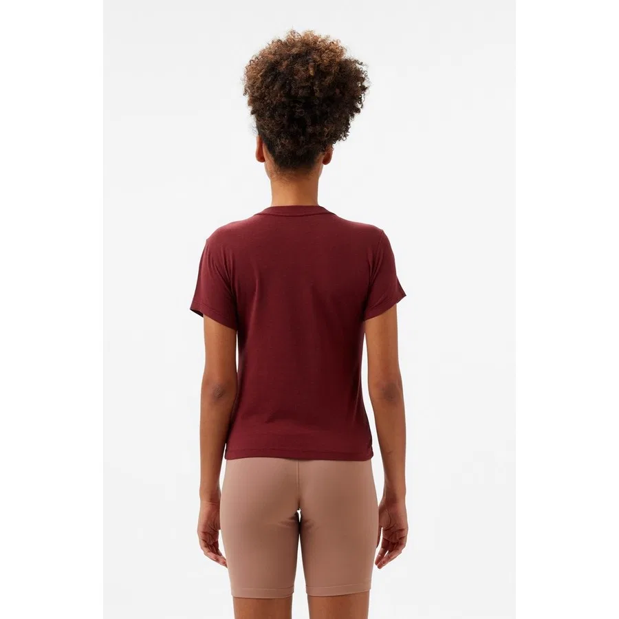 Футболка женская Slim Phoenix Nike, Бордовый — фото 2