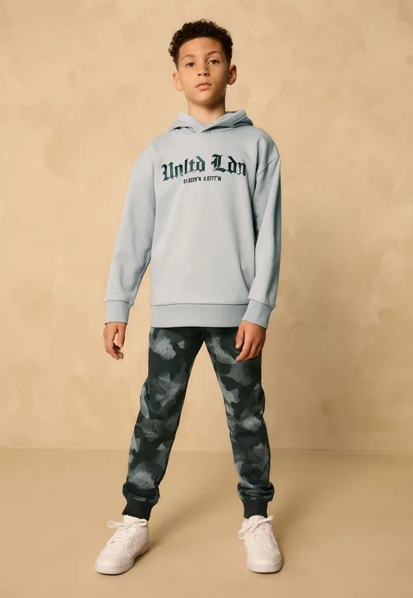 Комплект из худи и брюк, камуфляж, Regular fit joggers set, Next, Camouflage — фото 3