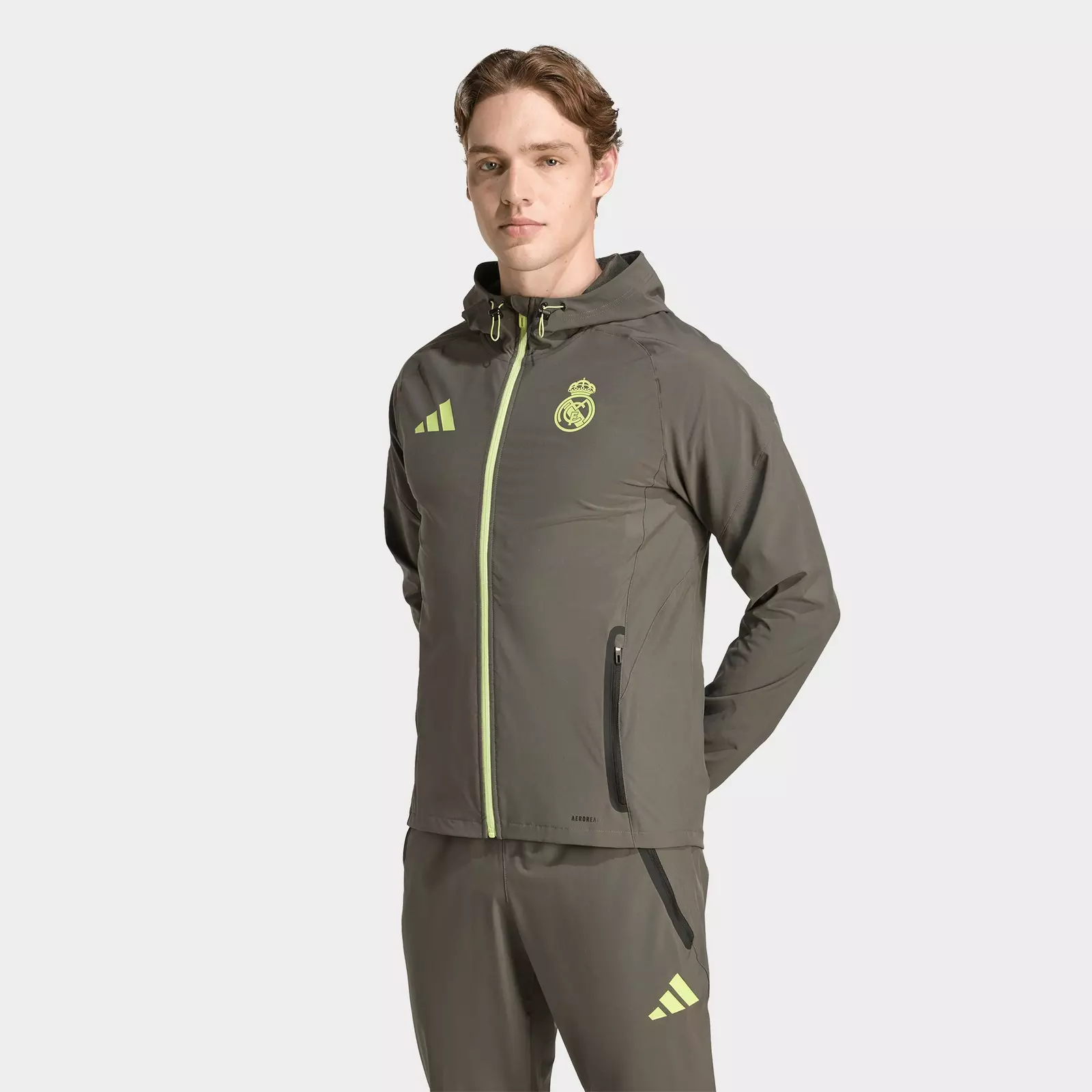 

Куртка Men's adidas Real Madrid Tiro 25 Competition Vis Tech Travel, коричневый