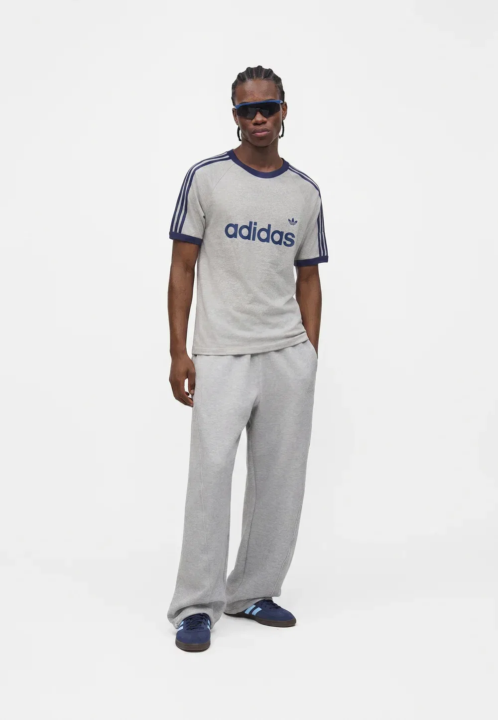 Футболка с принтом Ringer Adidas Originals, Medium Grey Heather — фото 2