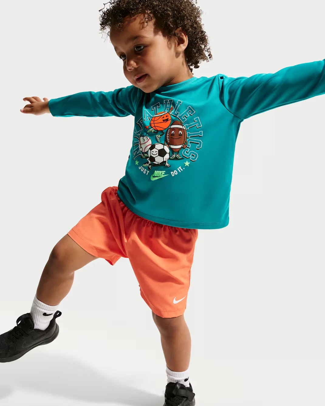 Детская футболка с длинными рукавами Dri-FIT с графическим принтом Nike, Energy — фото 3