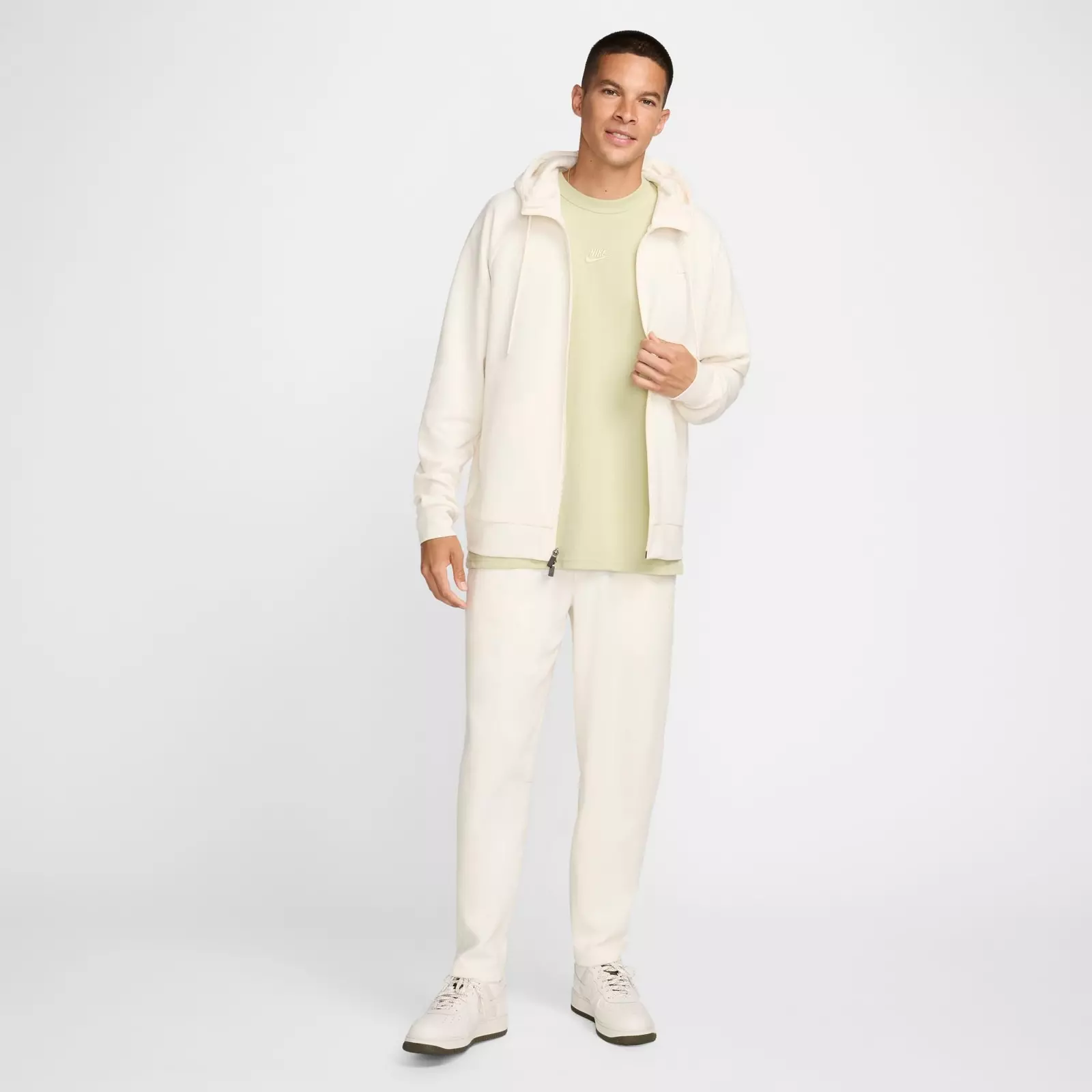 Худи Men's Nike Primary Dri-FIT UV Full-Zip Versatile, кремовый — фото 2