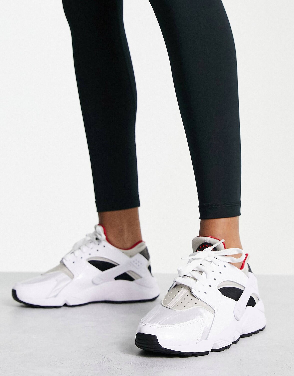 

Кроссовки Nike Air Huarache белого, черного и серого цветов, Черный, Кроссовки Nike Air Huarache белого, черного и серого цветов