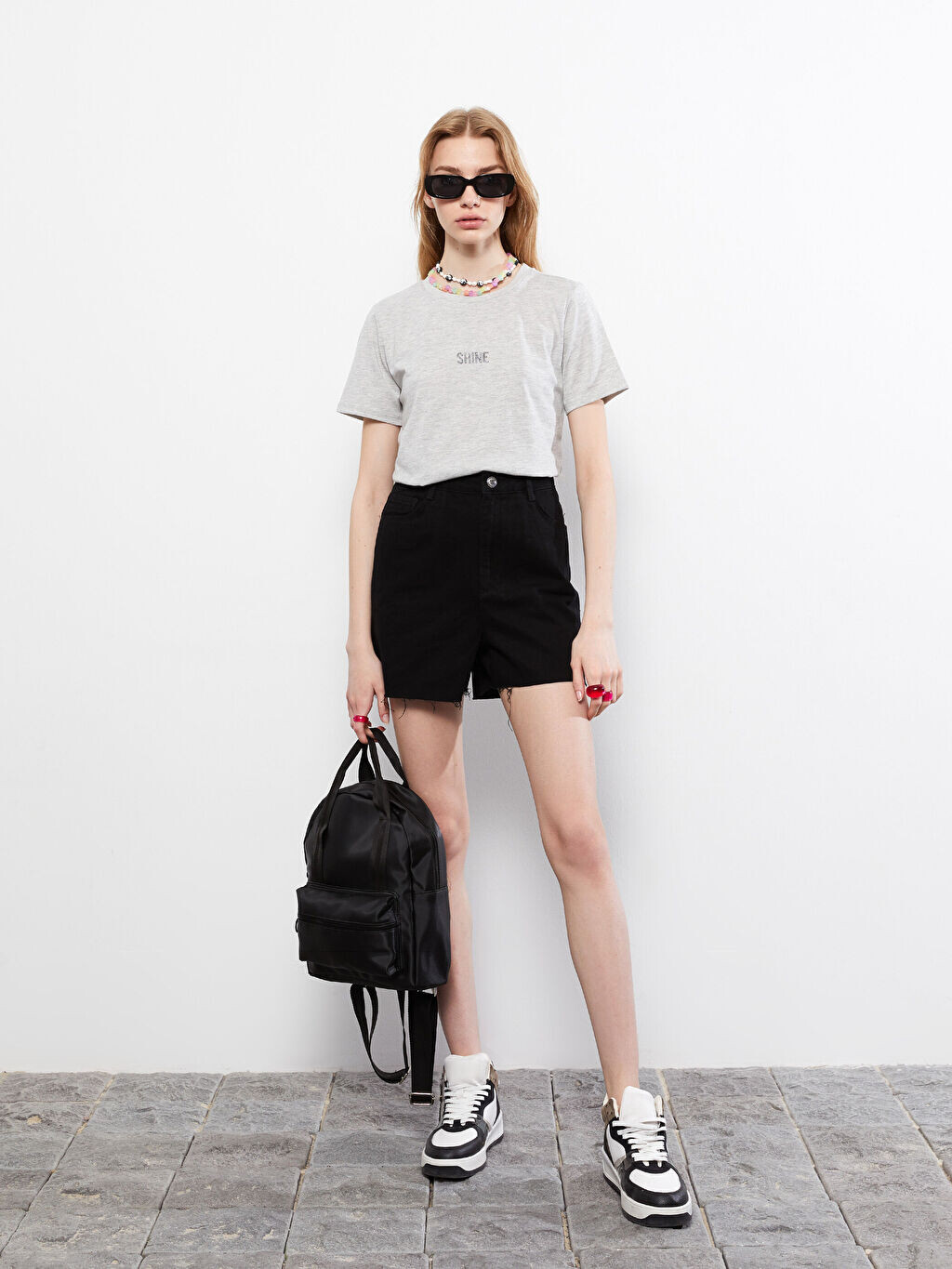 

Женские шорты-бермуды стандартного кроя с прямыми карманами и деталями LCW Casual