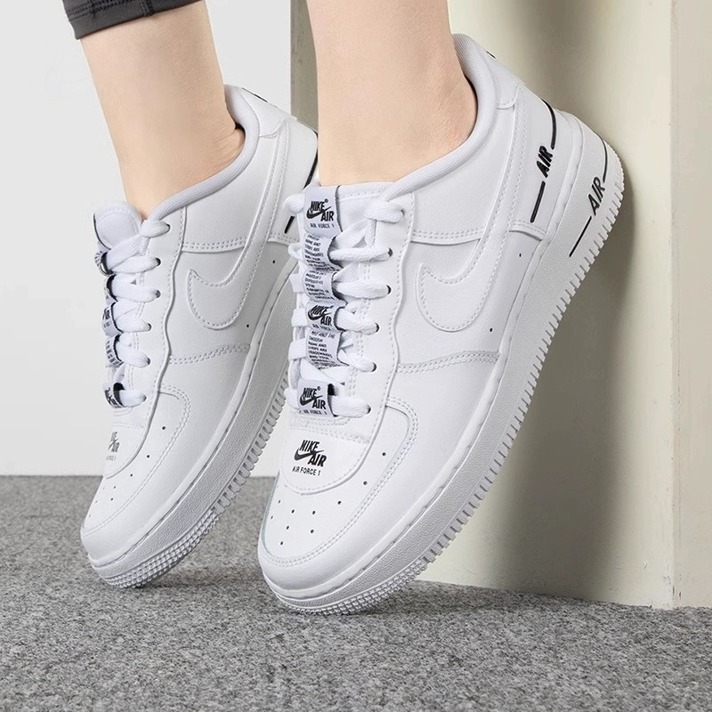 Кроссовки Nike Air Force 1 LV8 3, белый/черный — фото 4