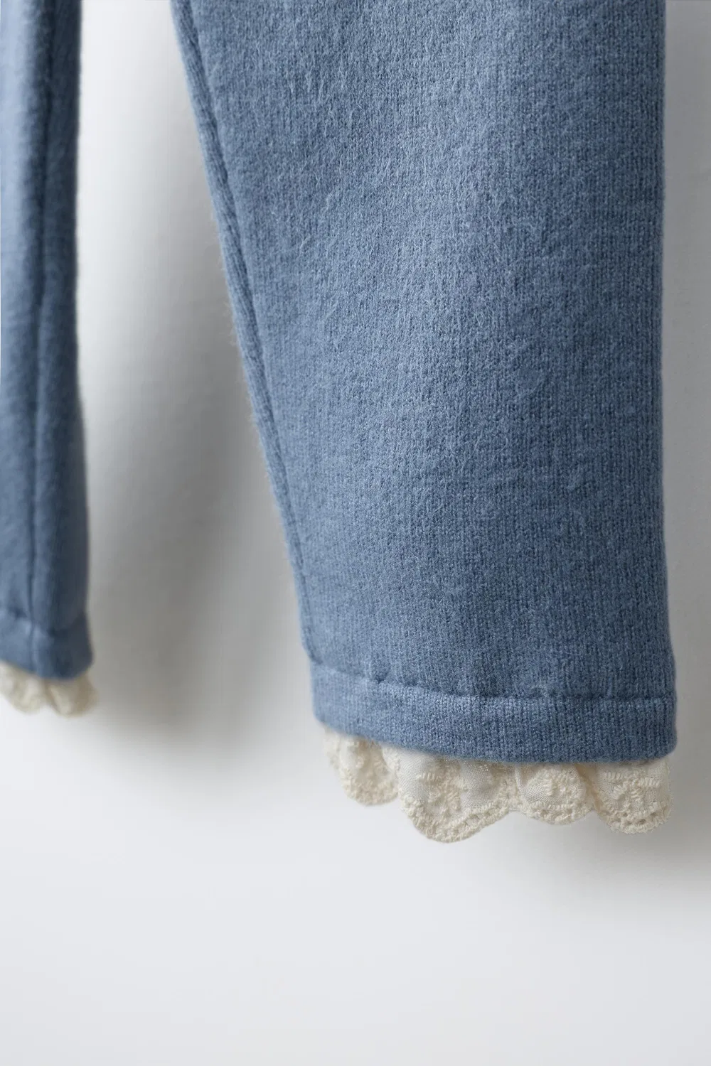 Вязаные леггинсы с кружевной отделкой ZARA, Light blue — фото 4