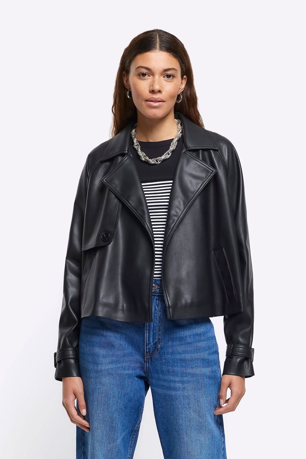 

Короткий тренч из полиуретана River Island, черный