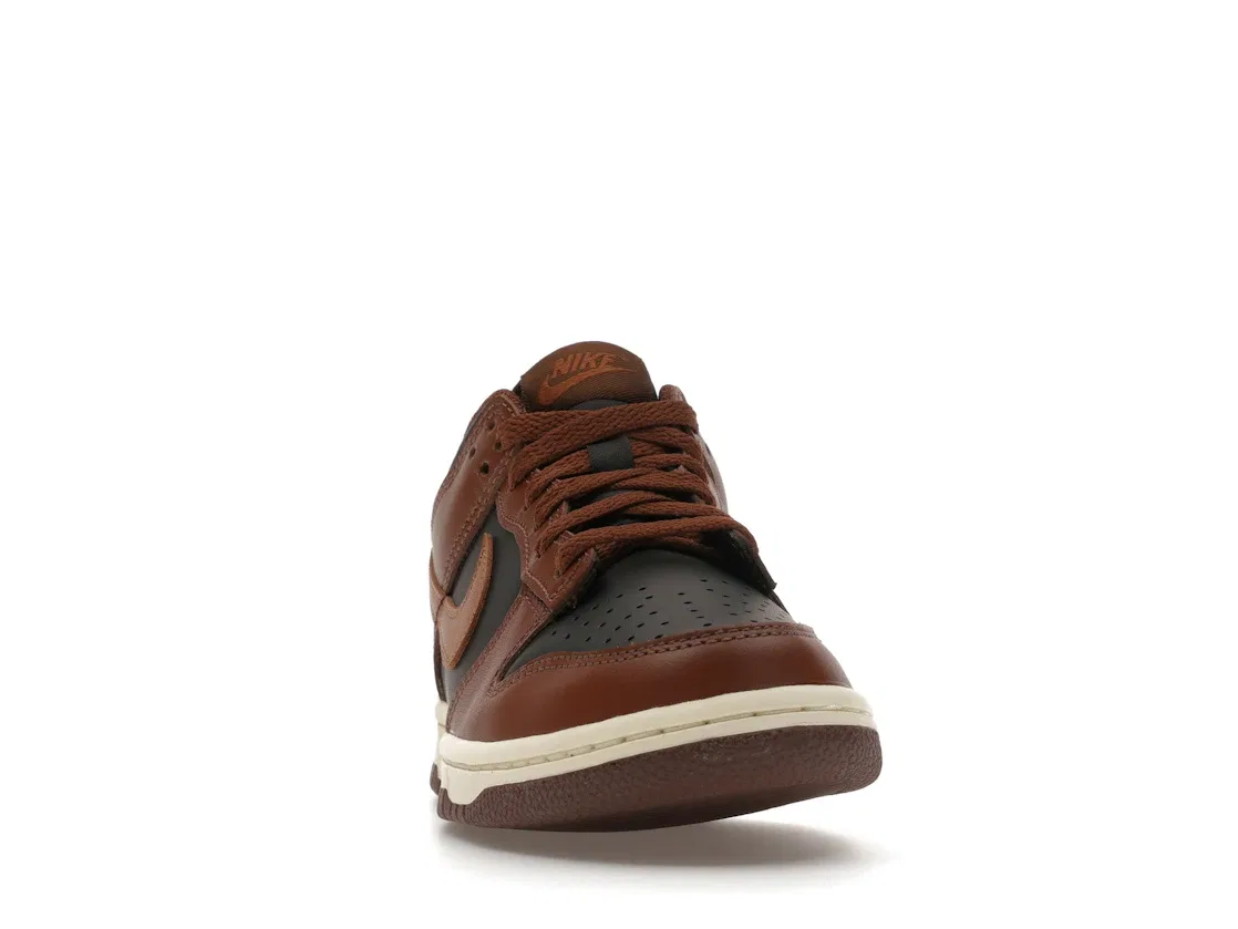 Детские кроссовки Lifestyle с принтом Nike Dunk Low Nike, Black/Cacao Wow/Coconut Milk/British Tan — фото 2