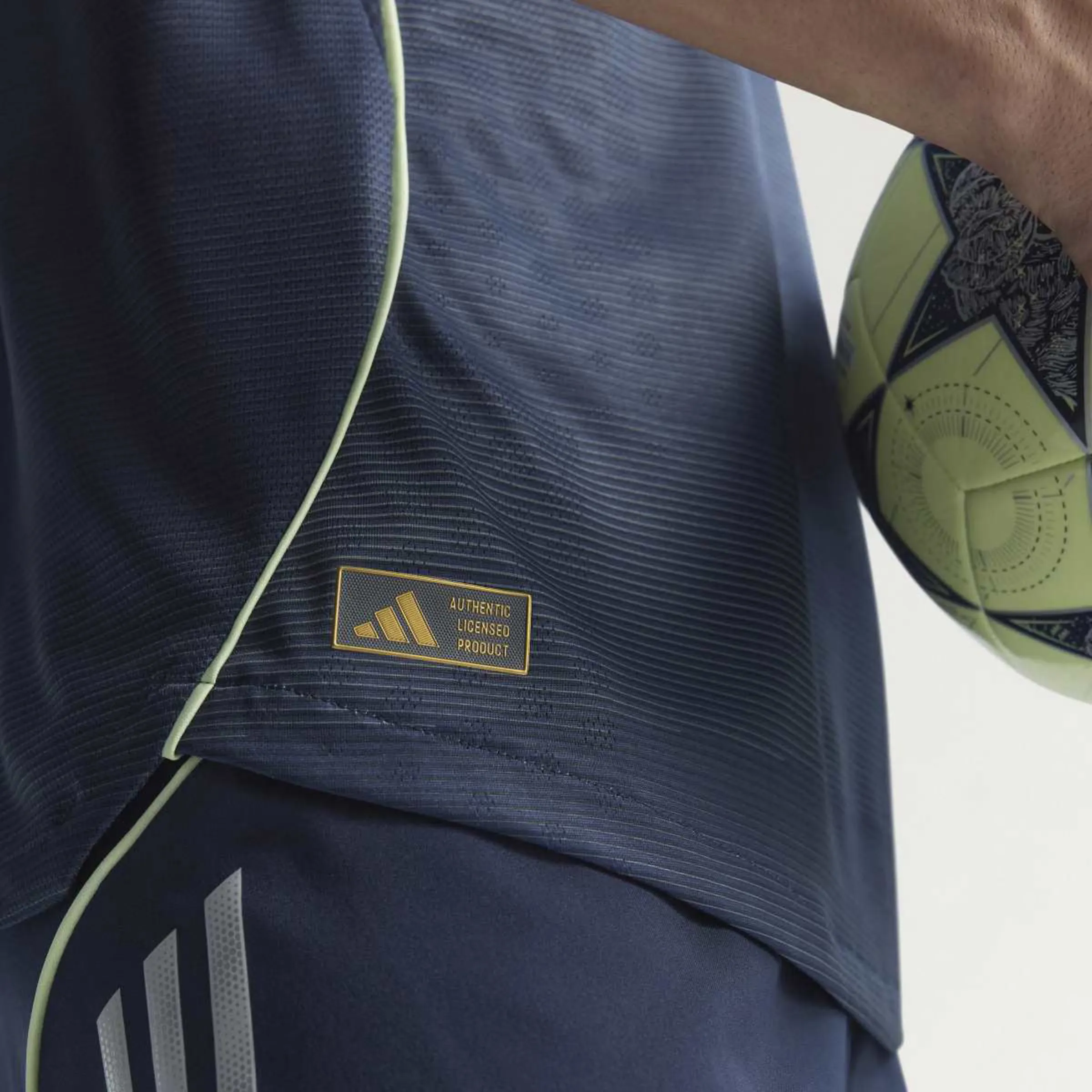 Футболка мужская гостевая Real Madrid CF 2025-2026 Authentic adidas, синий — фото 3