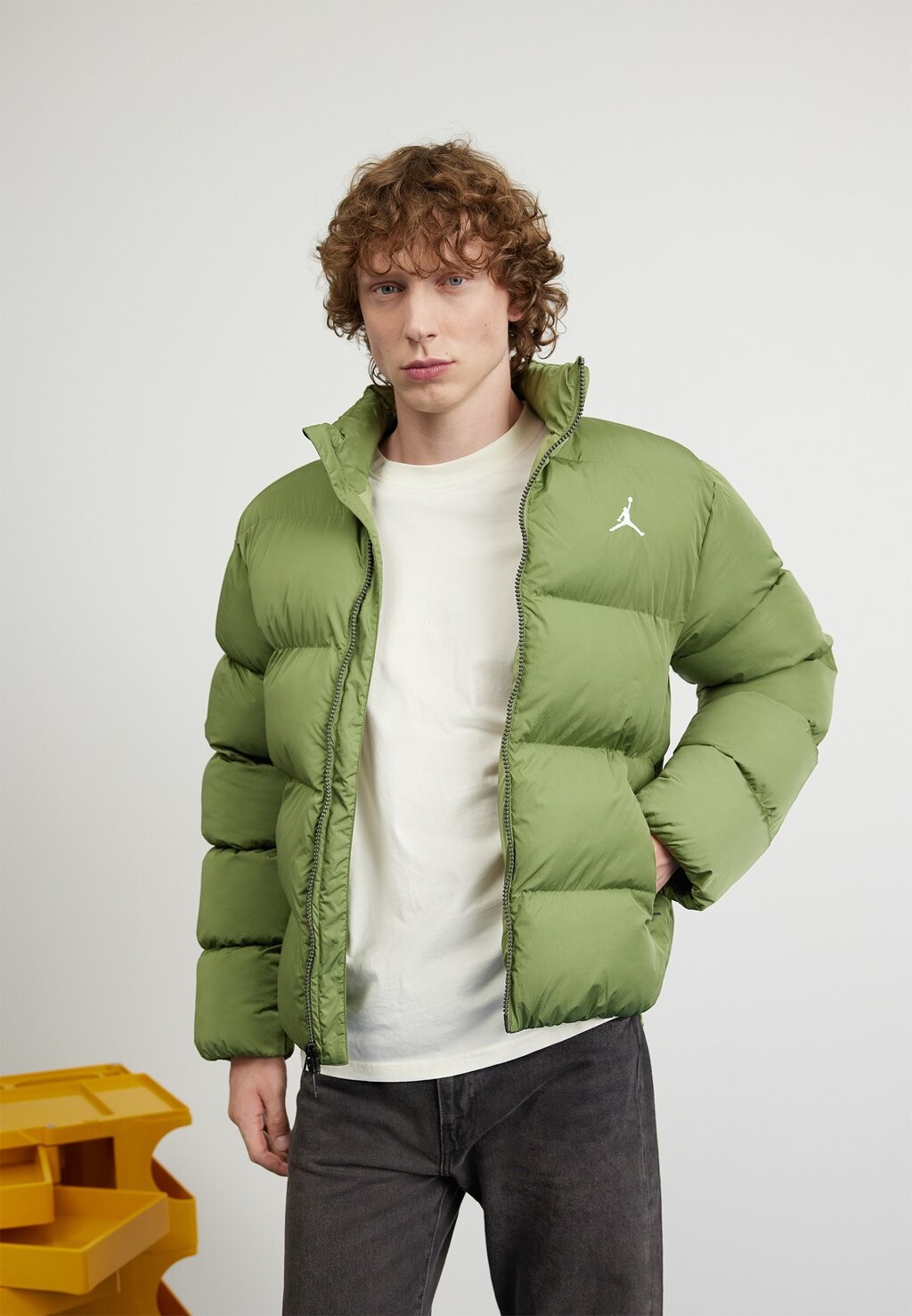 

Куртка зимняя POLY PUFFER Jordan, оливковый/белый