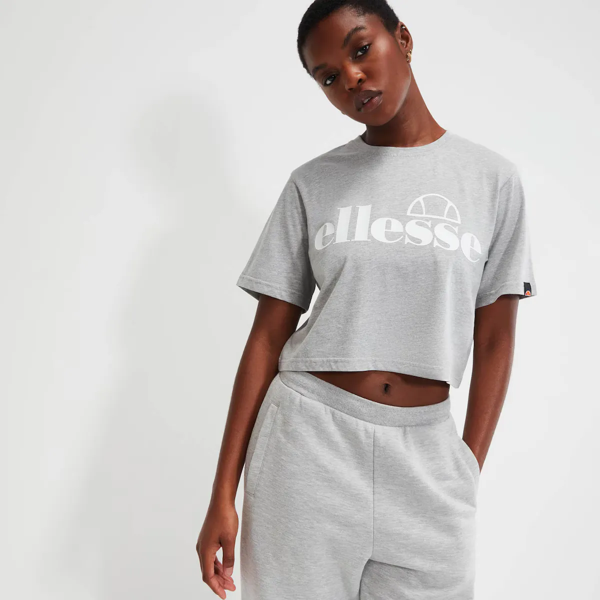 

Укороченная женская футболка Ellesse Silo, серый