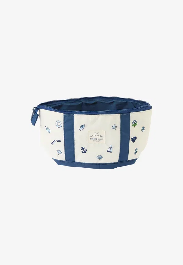 Косметичка для хранения косметики Essential Pouch The Flat Lay Co., Cape Cod — фото 2