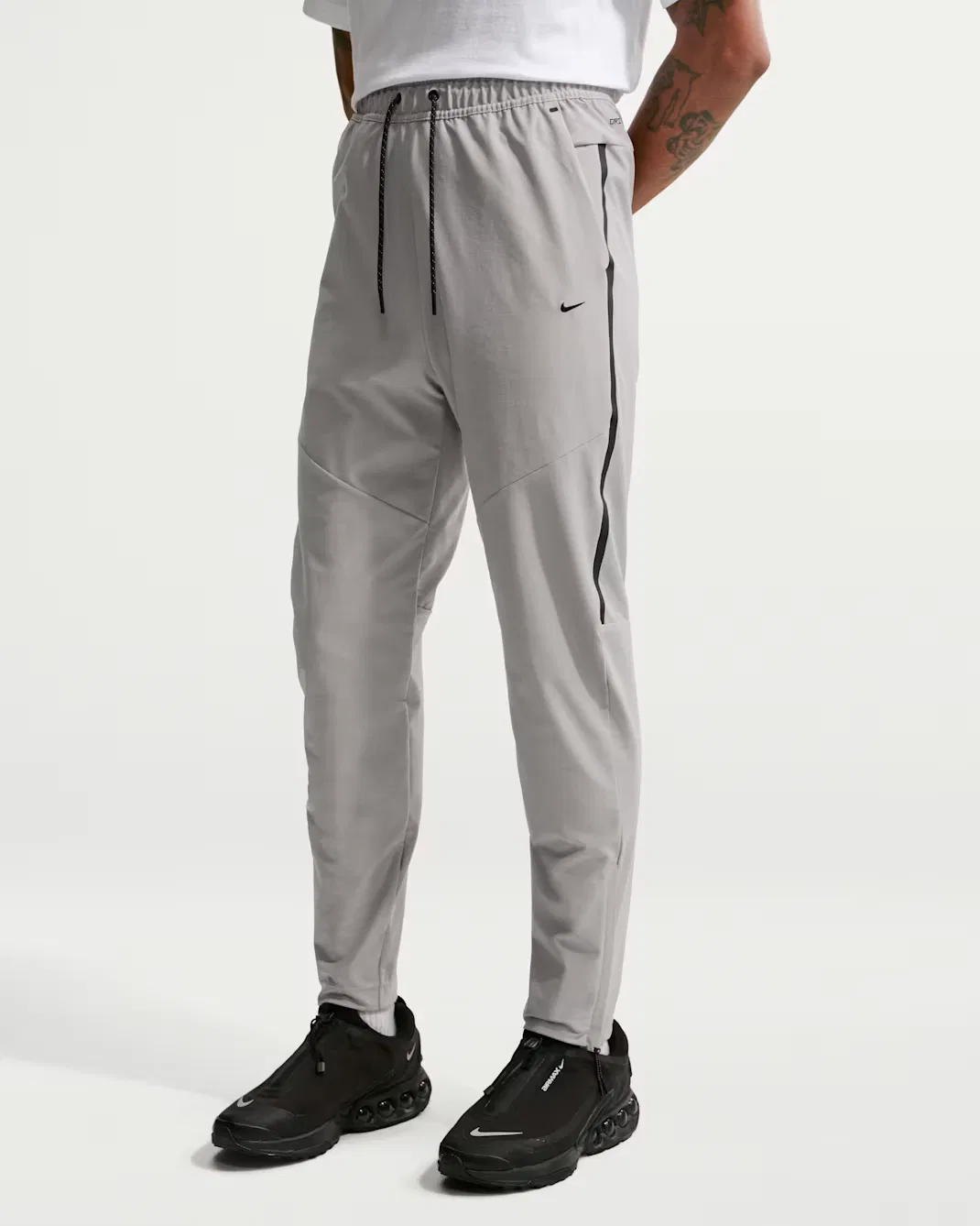 Мужские трикотажные брюки Dri-FIT Shori Nike Tech, College Grey/Black — фото 2