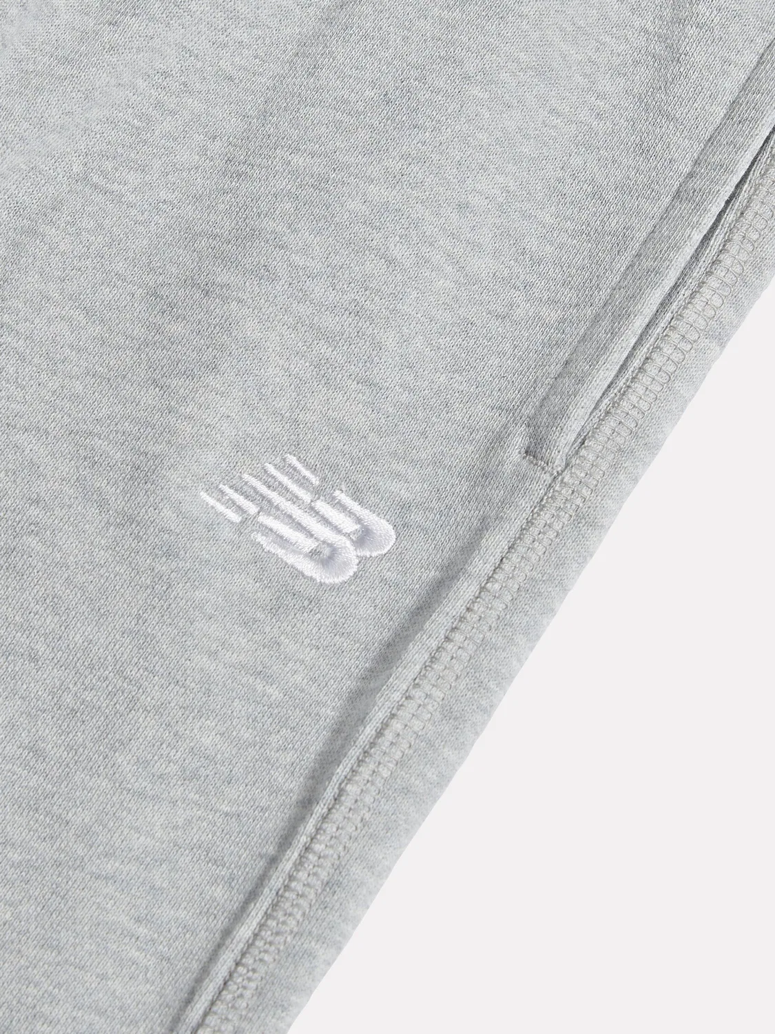 Джоггеры French Terry New Balance, Athletic Grey Heather — фото 3
